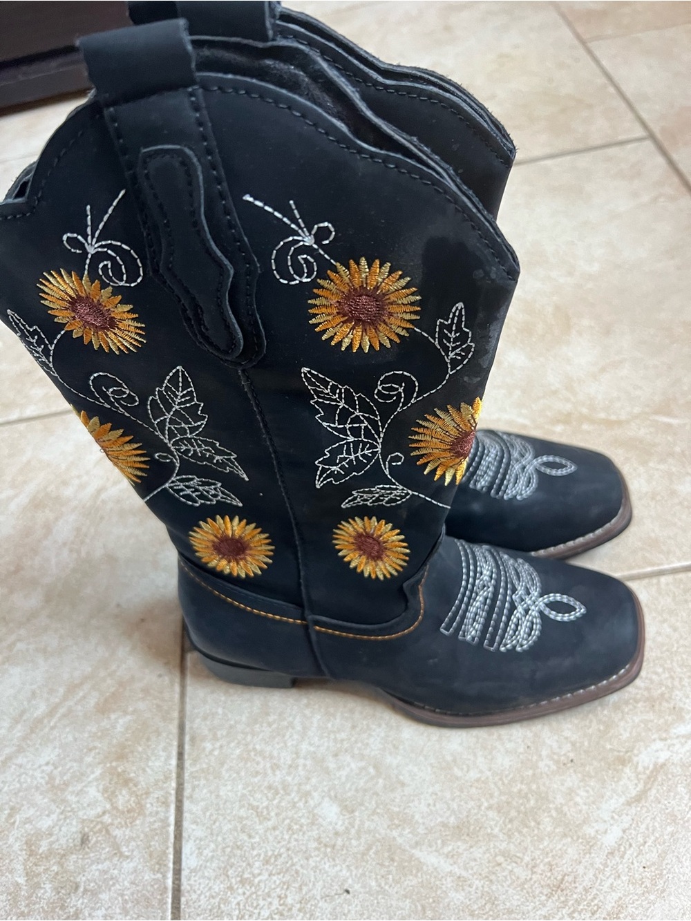 Women’s Black Cowboy Boots with Sunflower Embroidery